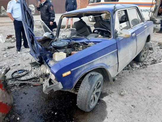 В Таганроге quot;Жигулиquot; врезались в бетонный блок: есть пострадавшие 25.05.2021 Рос