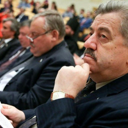 «Порошенко решил уйти в небытие с нимбом»: депутат Госдумы от Ростовской области прокомментировал закон об украинском языке