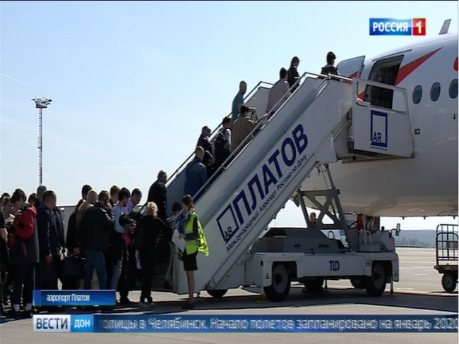 В октябре авиакомпания «Азимут» получит первый новый Sukhoi Superjet 100