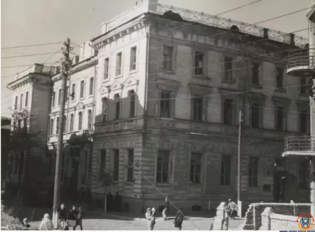 В Ростове пустили под аренду здания бывшего Главпочтамта В Ростове пустили под аренду здания бывшего Главпочтамта