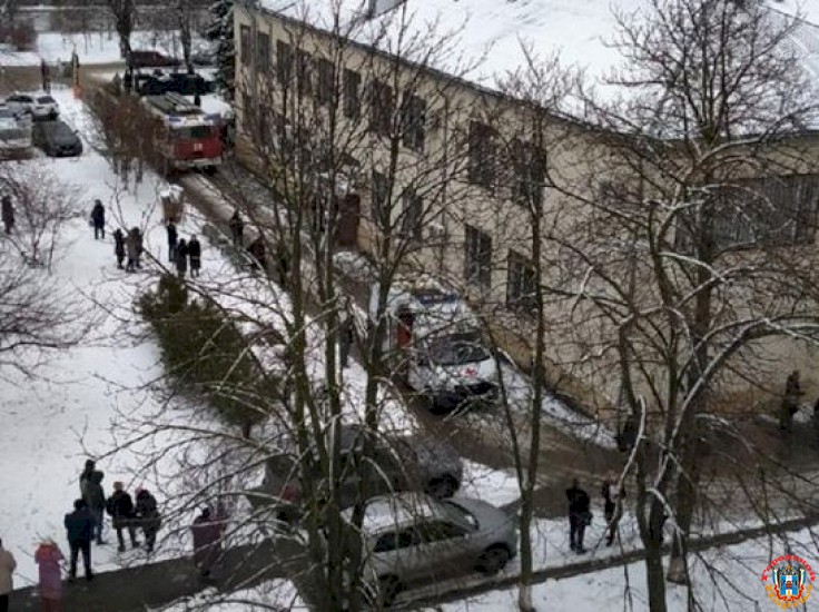 Суд в Волгодонске эвакуировали из-за мужчины, пытавшегося устроить пожар в зале заседания