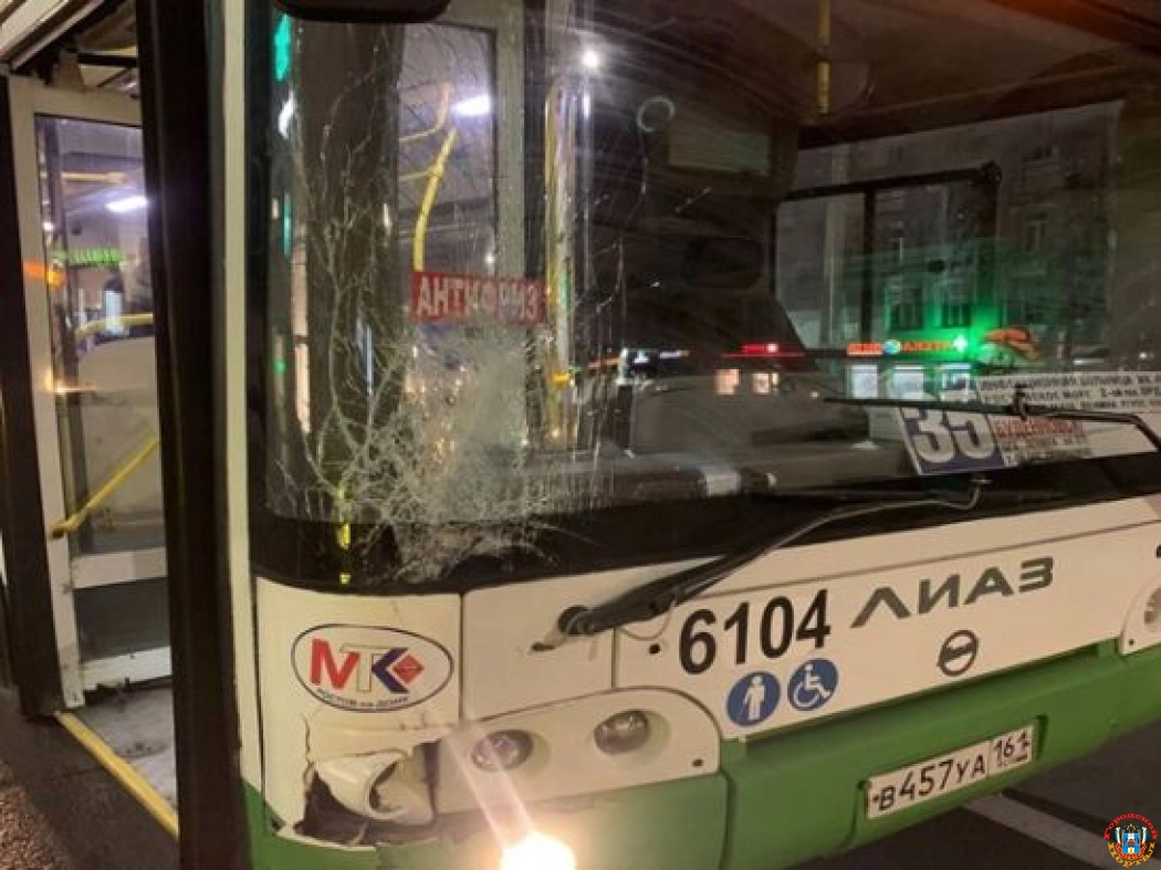 В Ростове водитель автобуса сбил женщину