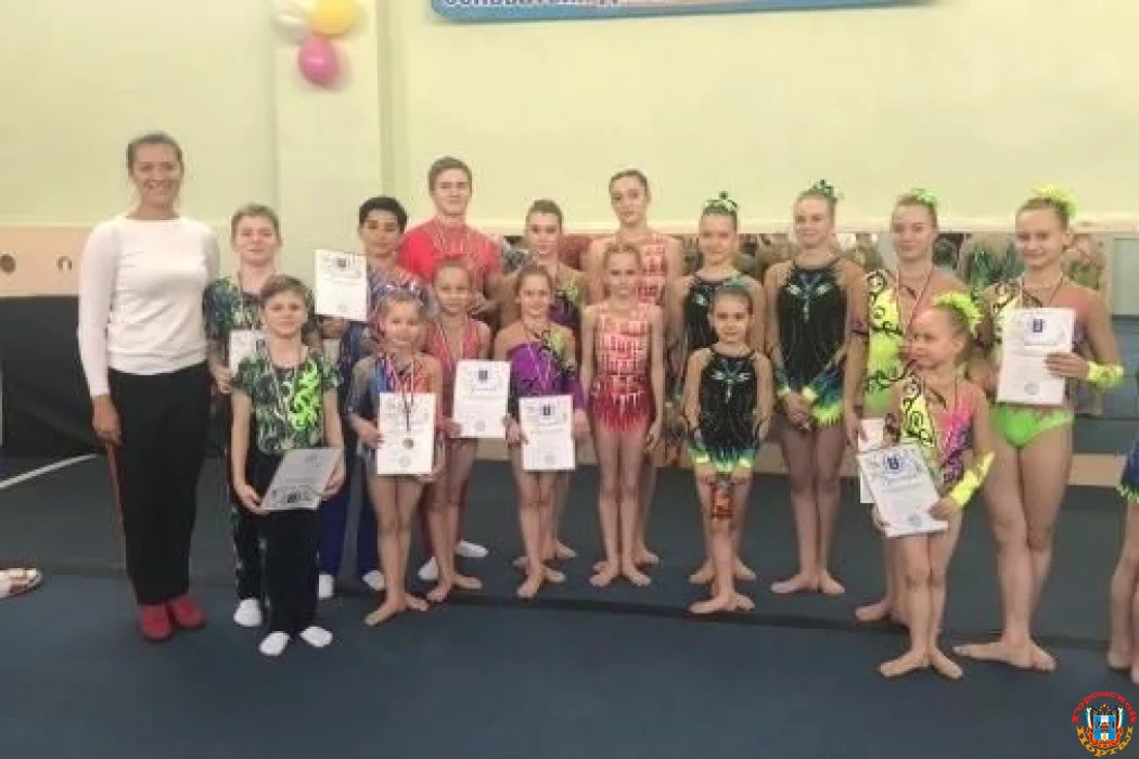 Воспитанники ДЮСШ №6 в числе победителей и призеров на областных соревнованиях по спортивной акробатике
