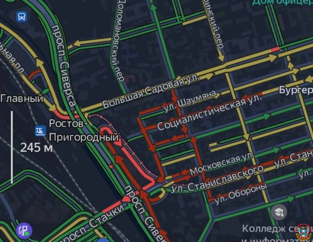 Авария на просп. Стачки в Ростове-на-Дону создала в районе моста пробку