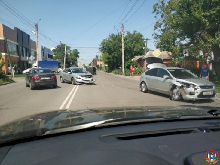 Пожилая женщина пострадала в ДТП с двумя иномарками в Таганроге