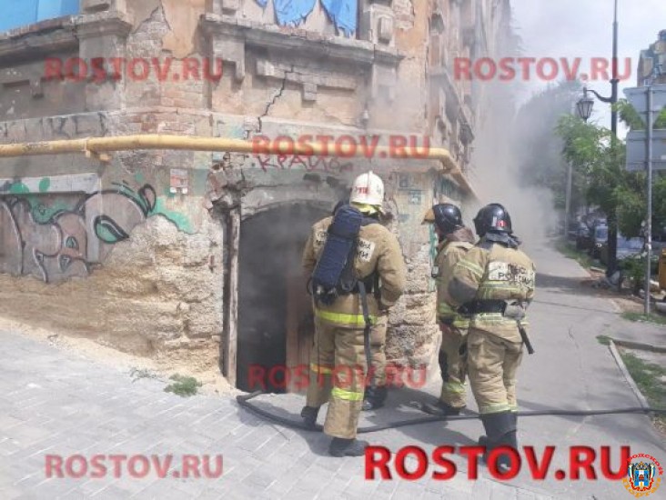 В Ростове на Донской снова горел аварийный дом