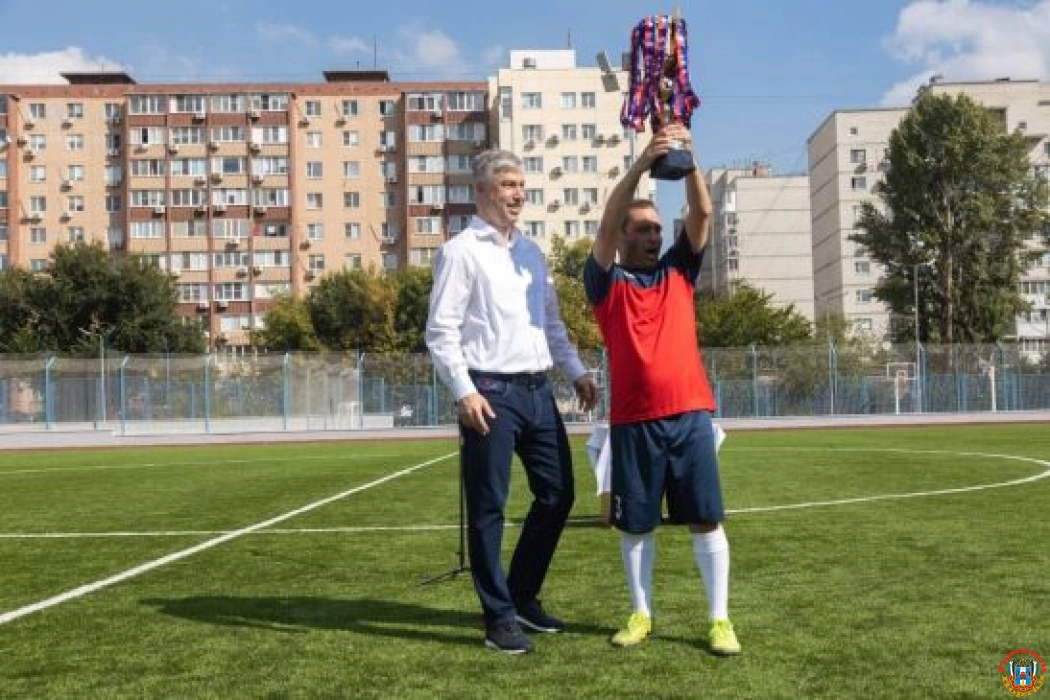 Алексей Логвиненко наградил команду и лучших игроков интернационального футбольного матча