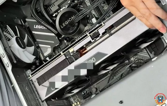 GeForce RTX 4090 в исполнении Lenovo раскинулась на четыре слота расширения