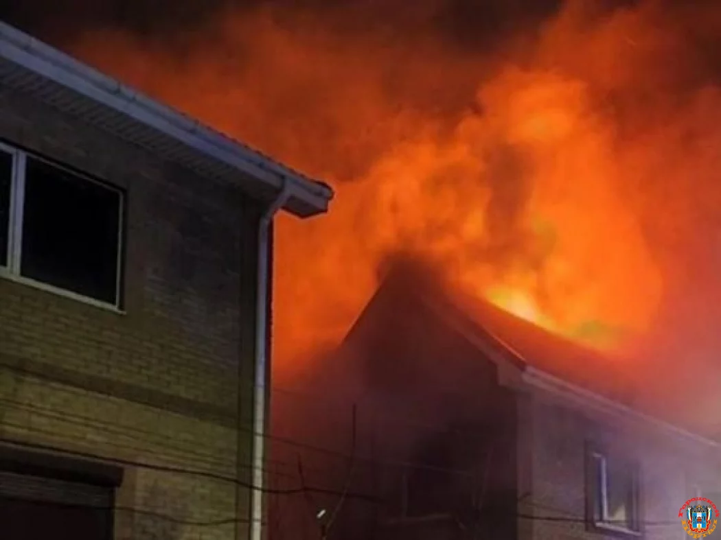 На улице Скачкова в Ростове сгорели два частных дома