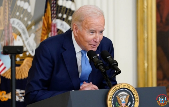 Байден сообщил Зеленскому о новой партии военной помощи