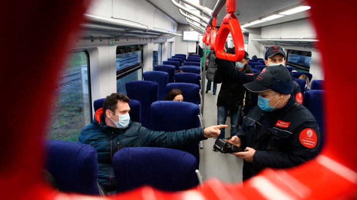 Законопроект о QR- кодах на транспорте снят с повестки Госдумы
