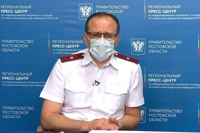 Главный санврач Дона Евгений Ковалев призвал жаловаться на соседей и коллег, которые не носят маски