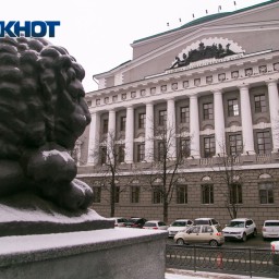 Ночной снегопад стал причиной многокилометровых пробок в Ростове