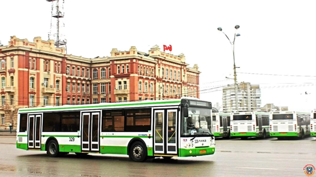 Кадровый голод сильнее тарифов: в Ростове на маршруты не выходит треть автобусов, несмотря на рост цен