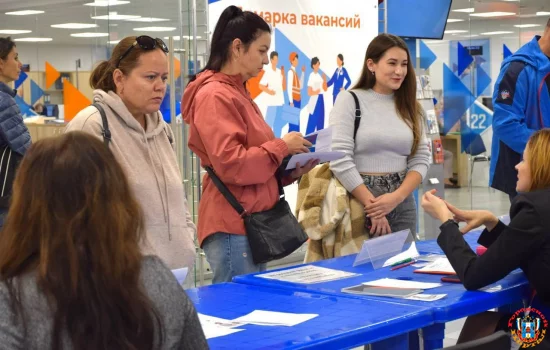 КЛЮЧАВТО принял участие в ярмарке вакансий «Профессиональный мир женщины» в Краснодаре