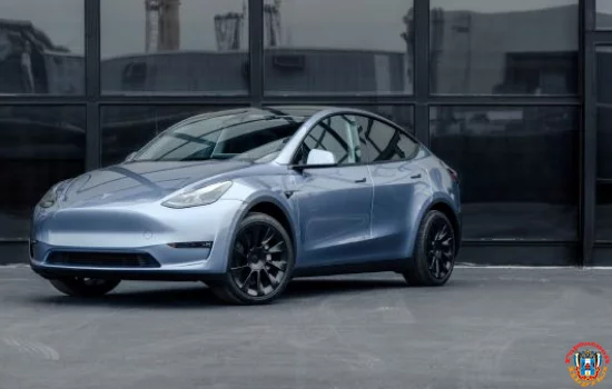 В действительности Tesla начнёт выпускать новую массовую модель электромобиля ближе к концу следующего года