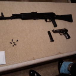 В Ростовской области вооруженные преступники напали на почту и алкомаркет