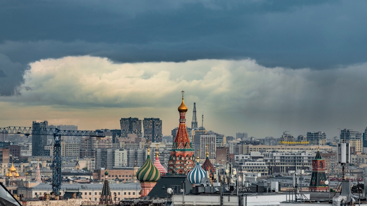 В Москве ожидается гроза и "похолодание" до плюс 14