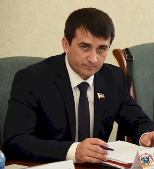 Депутат Федяев потребовал проверить все рынки области после пожара на «Классике» Депутат Федяев потребовал проверить все рынки области после пожара на «Классике»