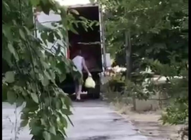 Создавшую незаконный мусорный полигон медотходов в Таганроге компанию вновь поймали на аналогичном поступке Создавшую незаконный мусорный полигон медотходов в Таганроге компанию вновь поймали на аналогичном поступке