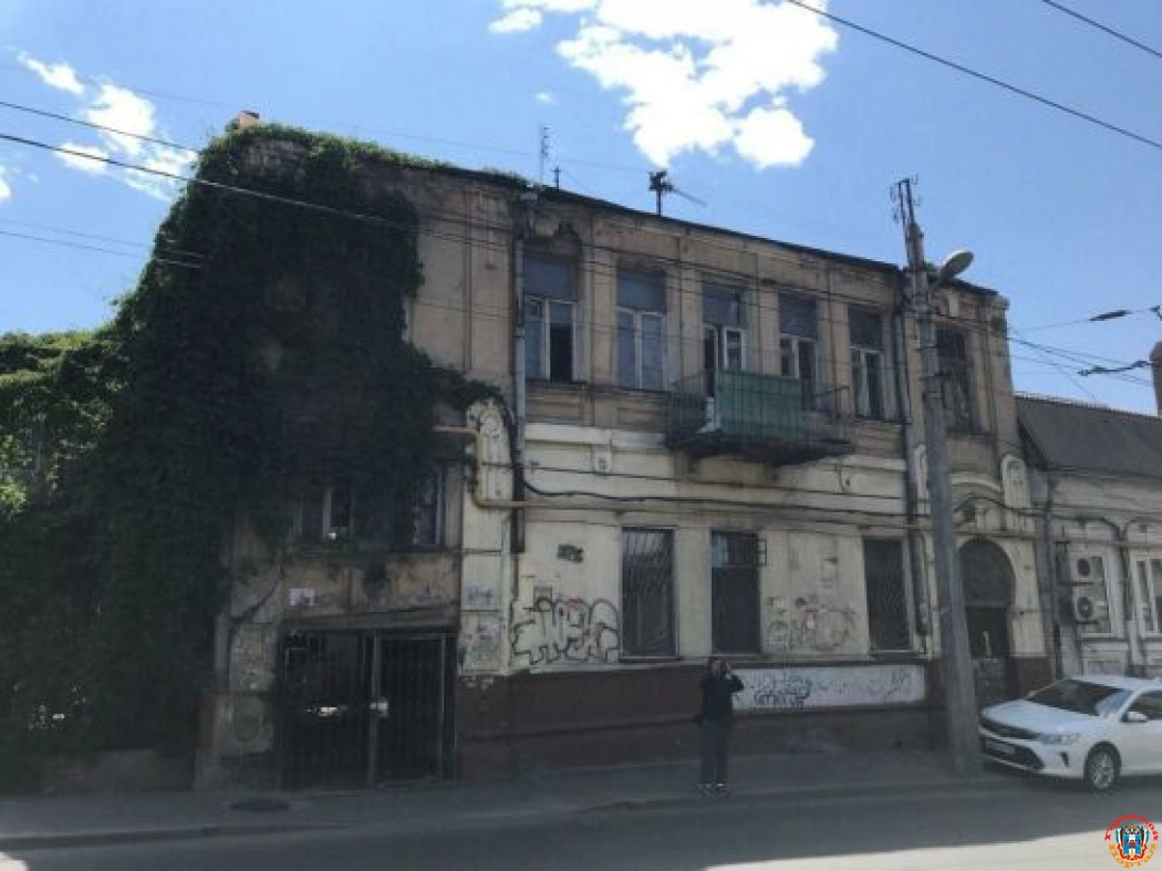 В Ростове разбирают старинный дом на Московской