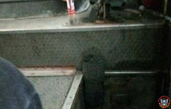 Застрявший в текстурах маршрутки пассажир заставил поверить в эру нанотехнологий жителей Ростова