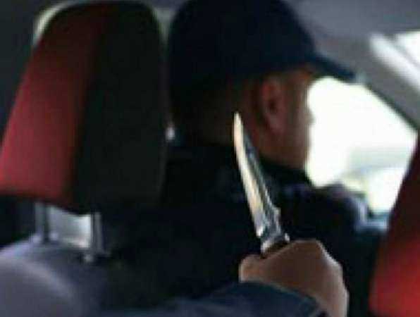 Двое мужчин порезали таксиста, чтобы украсть у него навигатор в Ростовской области