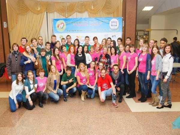 Волонтерский центр "Горящие сердца" в Ростове-на-Дону приглашает всех на свое 10-летие