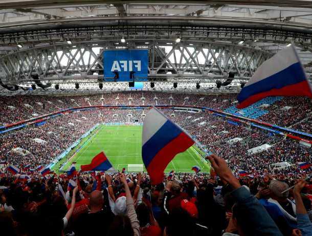Тысячи ростовских болельщиков с ликованием отметили историческую победу России над Египтом