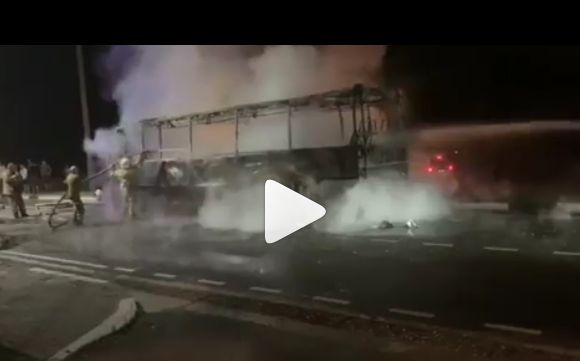 В Краснодарским крае сгорел пассажирский автобус, следовавший из Архипо-Осиповки в Таганрог