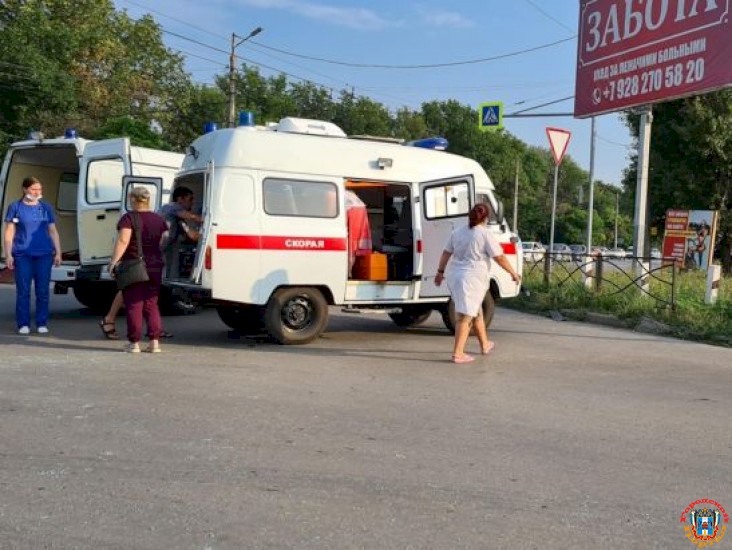 В Таганроге в ДТП с иномаркой пострадали две женщины в машине «скорой»