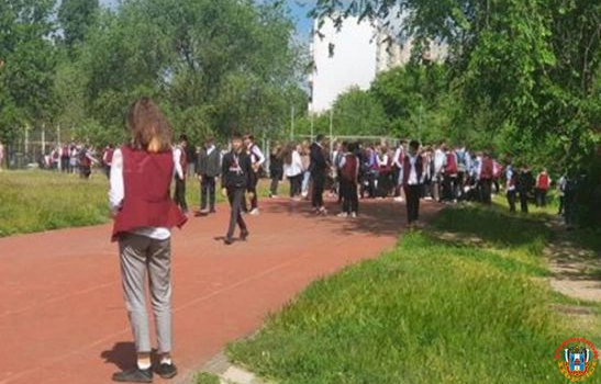 В Волгодонске школу «заминировали» во время последнего звонка 27 мая