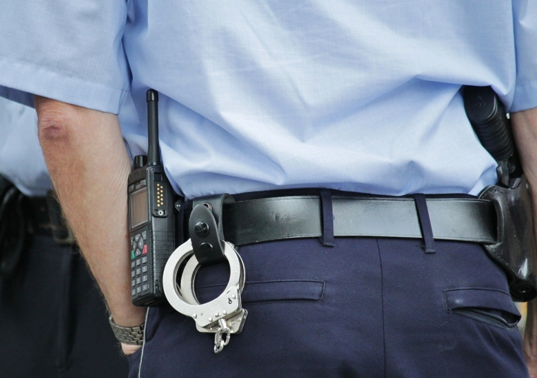 На угрожавшего полицейскому ножом ростовчанина возбудили уголовное дело