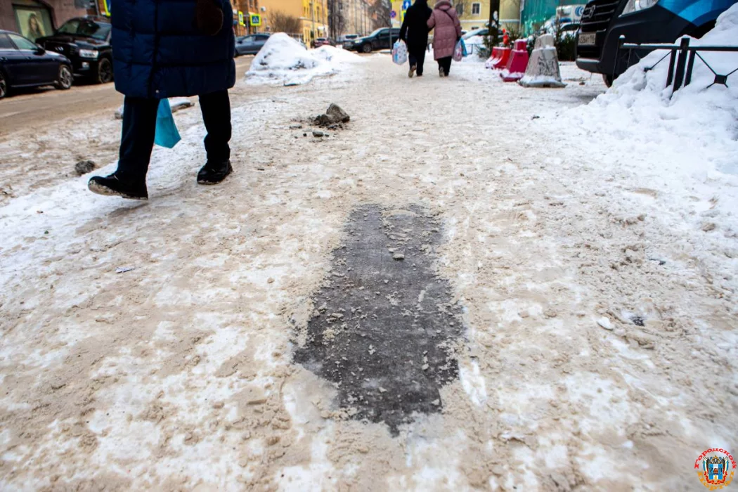 900 нарушений из-за неубранного снега зафиксировали в Ростове