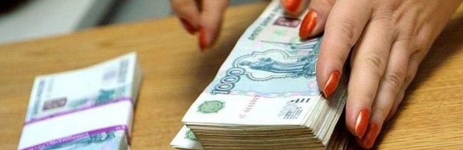 Ростовский бухгалтер повысила себе зарплату почти на 15 млн рублей