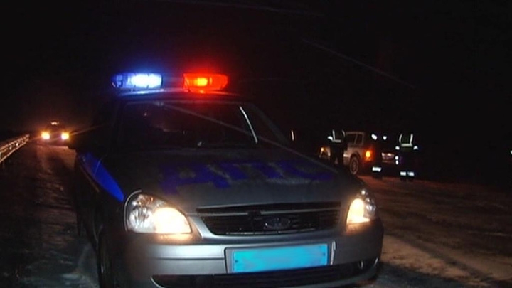 В Калмыкии столкнулись "КамАЗ" и автобус, погибли пять человек