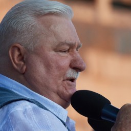 Лех Валенса записал прощальное видеобращение