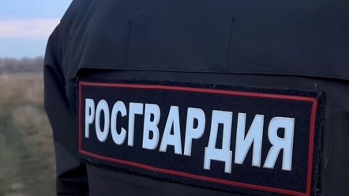 В Новосибирске в продавца выстрелили из-за банки кофе