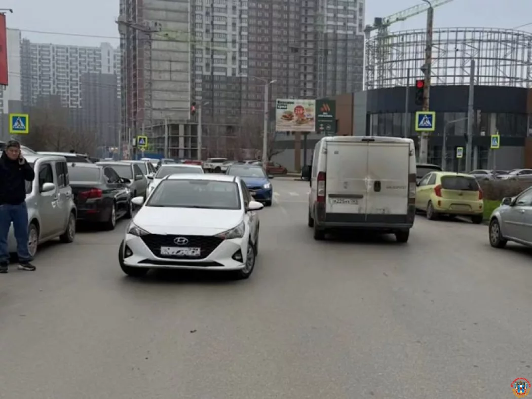 7-летняя девочка оказалась под колесами иномарки в Ростове