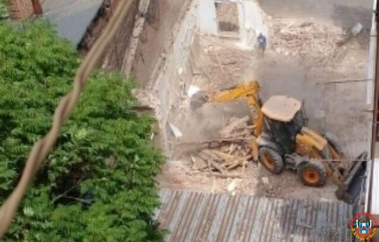 На Большой Садовой в Ростове снесли флигель со 150-летней историей