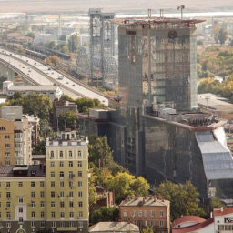 Недостроенный отель Sheraton в центре Ростова стал предметом спора