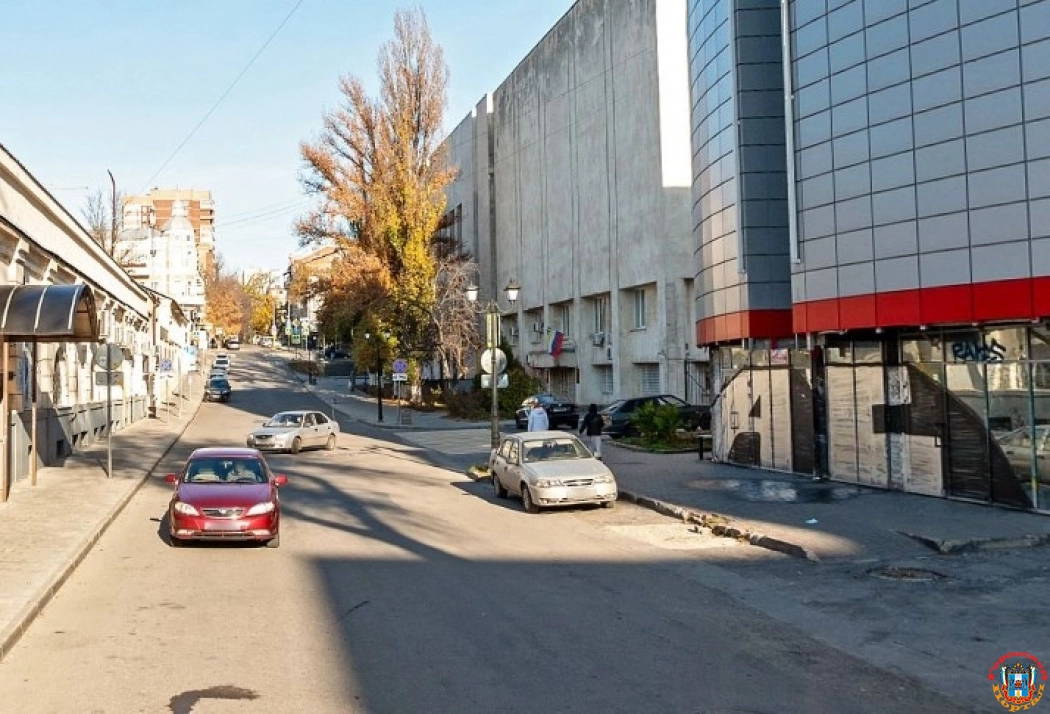 В Ростове введут бессрочный запрет на парковку в переулке Семашко
