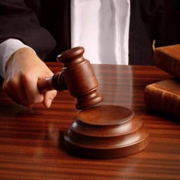 В Ростове суд отправил в колонию адвоката, обманувшего экс-полицейского