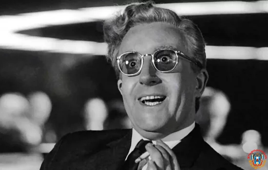 Фильм "Диггер" с Томом Крузом сравнили с классической черной комедией Стэнли Кубрика