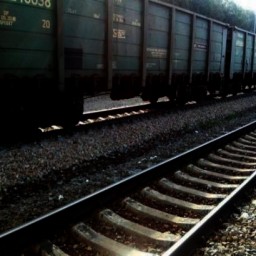 На Дону 34-летнему мужчине отрезало поездом обе ноги