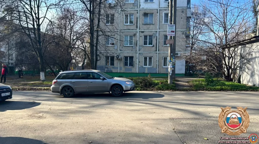 7-летнюю девочку во дворе дома сбил водитель Subaru в Ростове