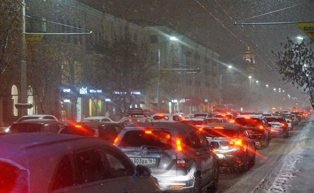 В прошлом году жители Ростова почти неделю жизни провели в пробках
