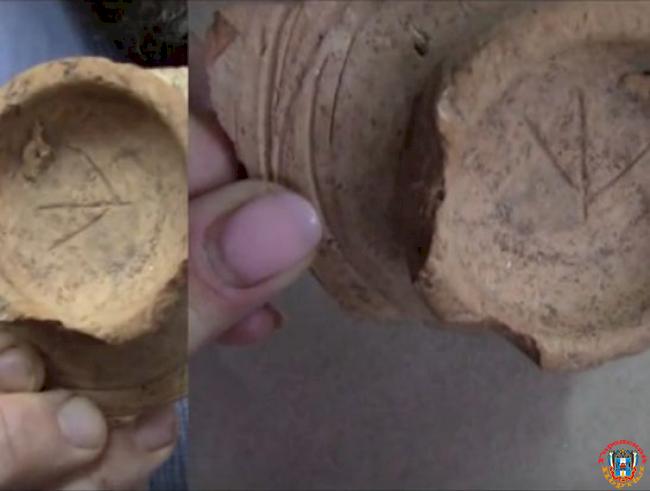Азовские археологи рассказали о чаше 14-го века с магическим знаком