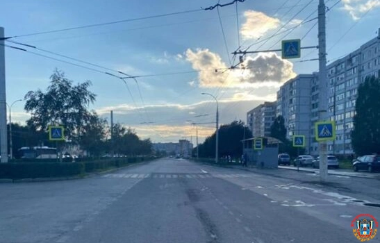 В Ростовской области водитель «Мерседеса» сбил 17-летнюю девушку и скрылся