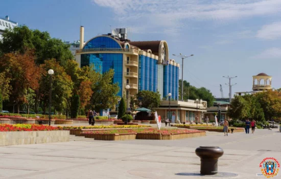 В Шахтах проверят информацию об отравлении нескольких человек роллами